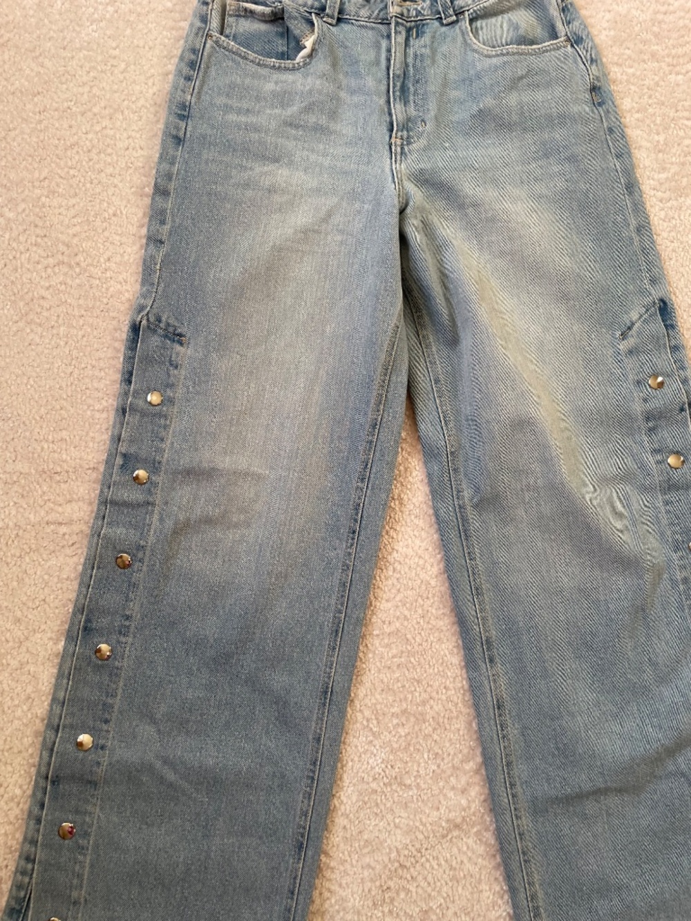light-wash jeans high-waisted, wide-leg - Picture 2 of 6